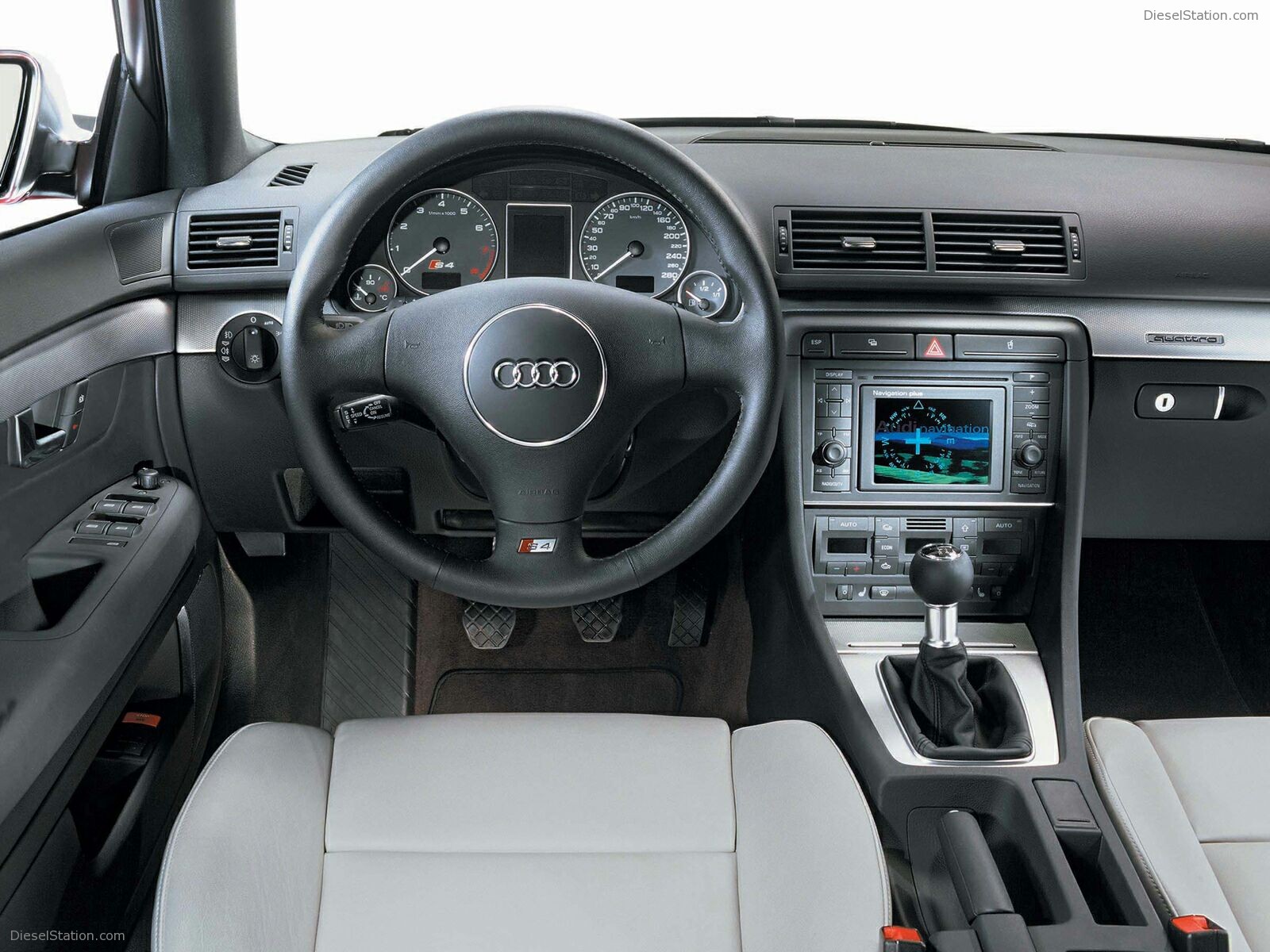 Audi S4 Avant (2003)